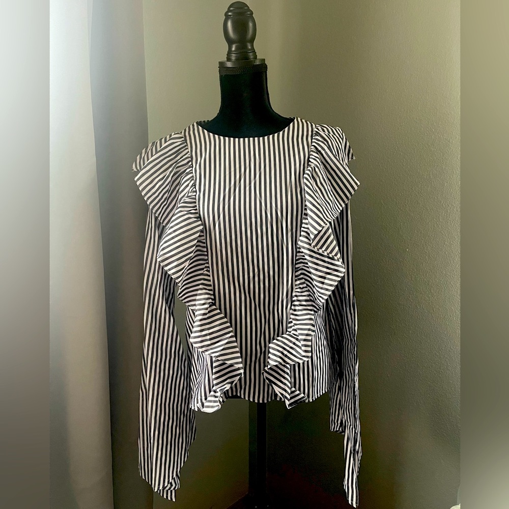 Modern Ruffled Striped long split bell sleeve blouse dark grey and white Large